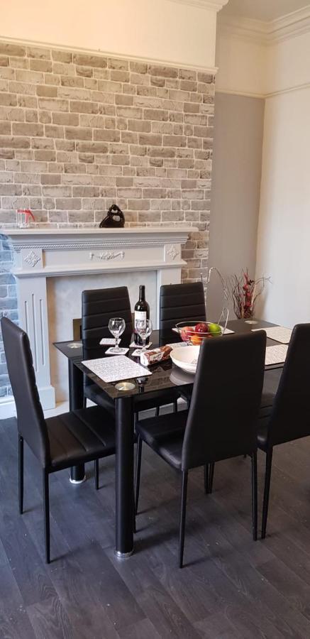 Вилла Riverpool - Elegant House 1 Minute Walk To Anfield Stadium Ливерпуль Экстерьер фото