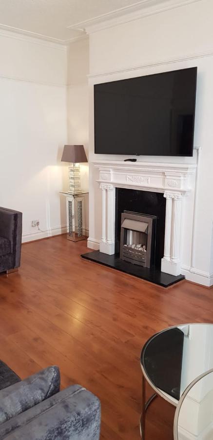 Вилла Riverpool - Elegant House 1 Minute Walk To Anfield Stadium Ливерпуль Экстерьер фото