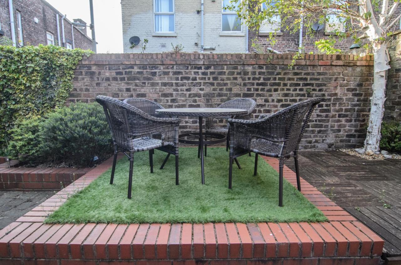 Вилла Riverpool - Elegant House 1 Minute Walk To Anfield Stadium Ливерпуль Экстерьер фото