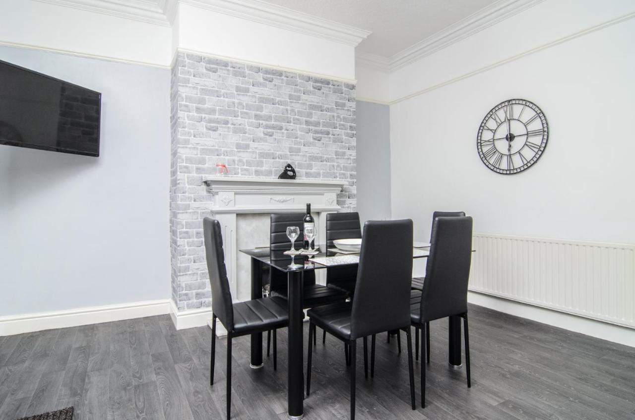 Вилла Riverpool - Elegant House 1 Minute Walk To Anfield Stadium Ливерпуль Экстерьер фото