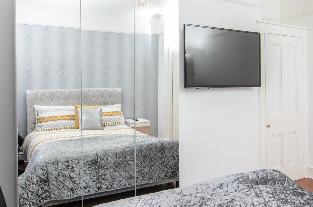 Вилла Riverpool - Elegant House 1 Minute Walk To Anfield Stadium Ливерпуль Экстерьер фото